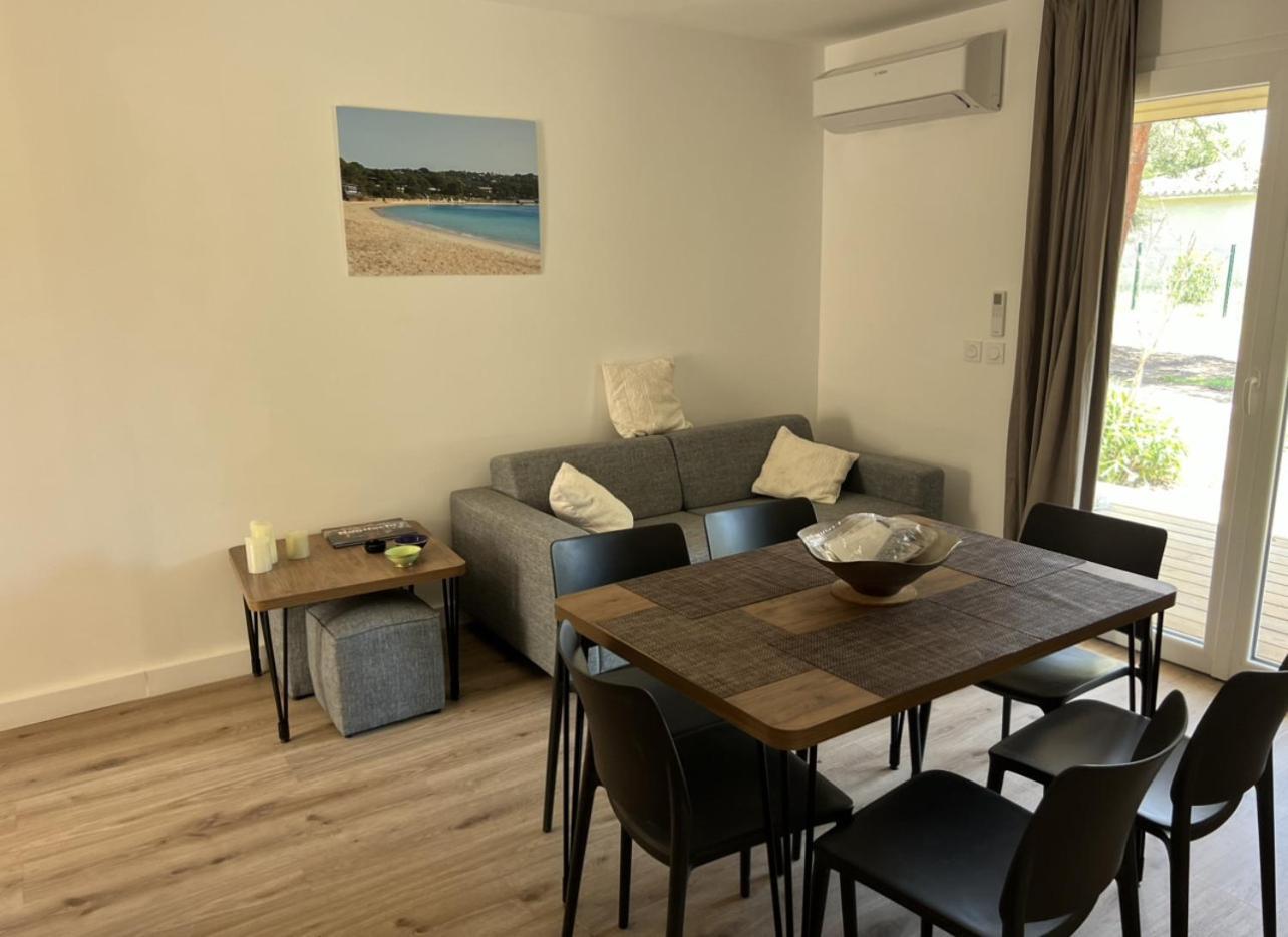 Fiori Di Cala Rossa Residence Hoteliere Lecci Exterior photo